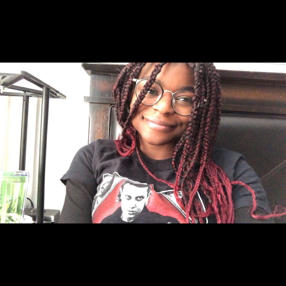 Meet your Posher, Ashley